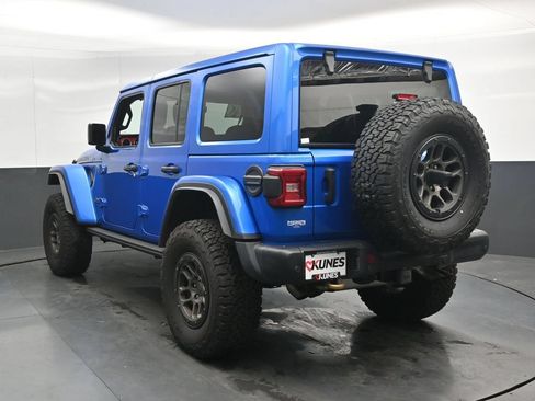 Used 2023 Jeep Wrangler Unlimited Rubicon 392 AWD/4WD image 9