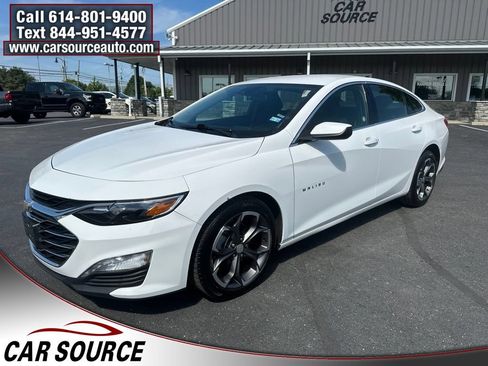 Used 2024 Chevrolet Malibu LT FWD image 2