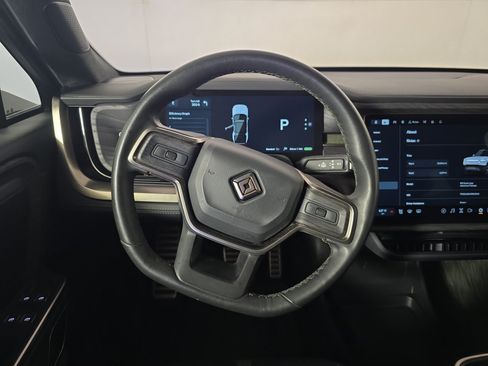 Used 2024 Rivian R1S Adventure AWD/4WD image 28
