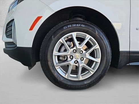 Used 2024 Chevrolet Equinox LT AWD/4WD image 23