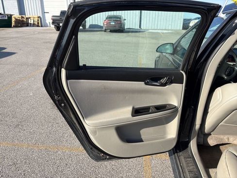 Used 2013 Chevrolet Impala LTZ image 20