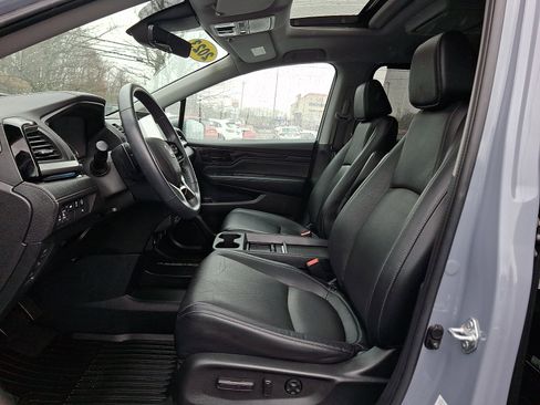Used 2023 Honda Odyssey Touring image 13