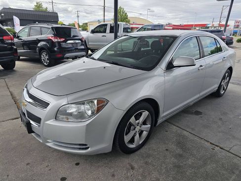 Used 2011 Chevrolet Malibu LT w/ Power Convenience Package FWD image 2