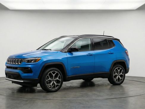 Used 2025 Jeep Compass Limited image 3