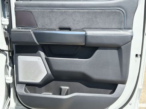 New 2026 Ford F250 Platinum AWD/4WD image 15