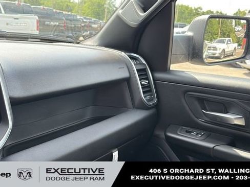 New 2026 RAM 1500 Express AWD/4WD image 19