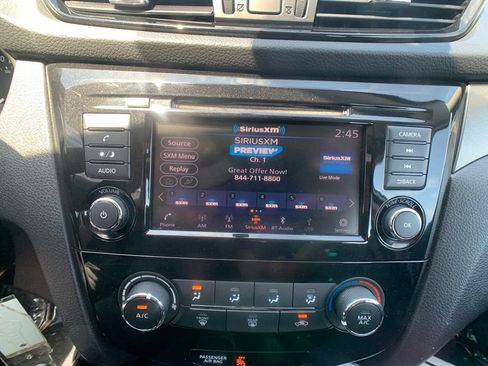 Used 2019 Nissan Rogue Sport S AWD/4WD image 18