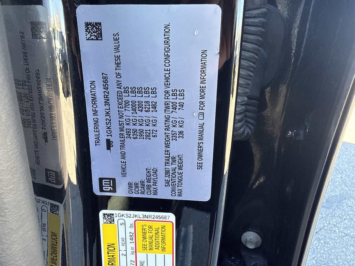 Used 2022 GMC Yukon XL Denali AWD/4WD image 30