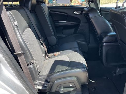 Used 2018 Dodge Journey Crossroad AWD/4WD image 10
