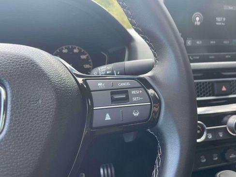 Certified 2025 Honda Civic Sport image 18