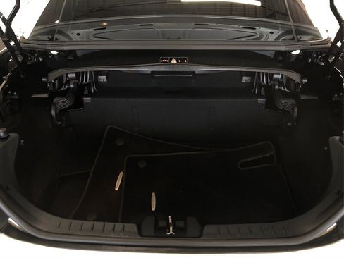 Used 2011 Mercedes-Benz SLK 300 image 11