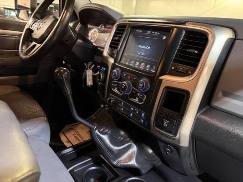Used 2013 RAM 2500 Big Horn AWD/4WD image 2