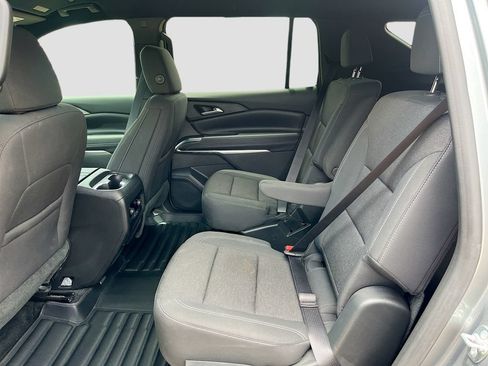 Used 2026 Chevrolet Traverse LT w/ Driver Confidence Package FWD image 25