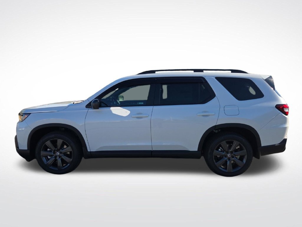 New 2026 Honda Pilot Sport image 7