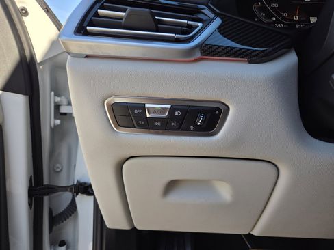 Used 2022 BMW X5 M50i w/ Executive Package image 15