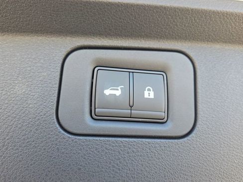 New 2026 Nissan Armada SL w/ Captain's Chari Seat Package RWD image 14