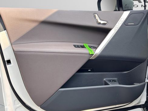 Used 2026 BMW iX xDrive45 image 28