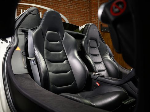 Used 2013 McLaren MP4-12C Spider image 38