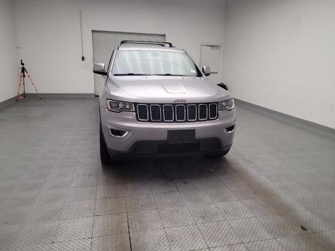 Used 2021 Jeep Grand Cherokee Laredo X AWD/4WD image 14