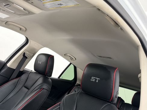 Used 2023 Buick Envision Preferred FWD image 25