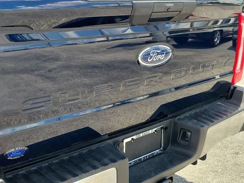 Certified 2025 Ford F250 XLT AWD/4WD image 7