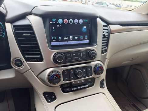 Used 2019 GMC Yukon Denali w/ Open Road Package AWD/4WD image 19