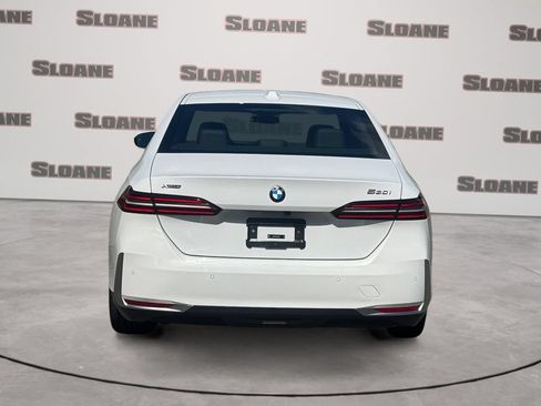 Used 2026 BMW 530i xDrive AWD/4WD image 4