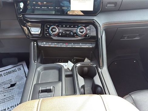 Used 2024 GMC Sierra 2500 AT4 w/ AT4 Premium Plus Package image 23