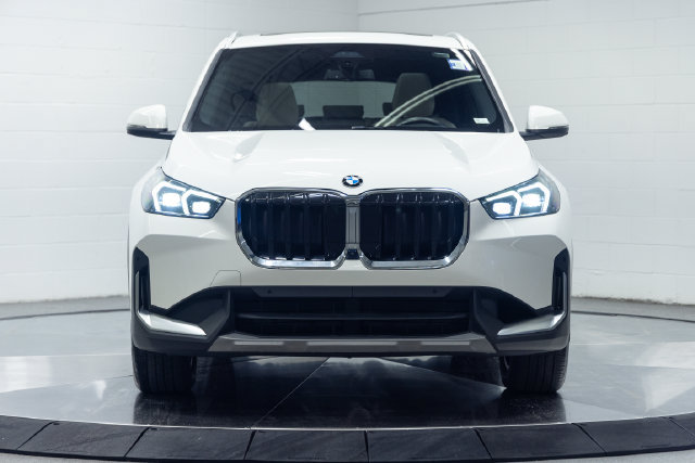 Certified 2023 BMW X1 xDrive28i w/ Premium Package AWD/4WD image 5