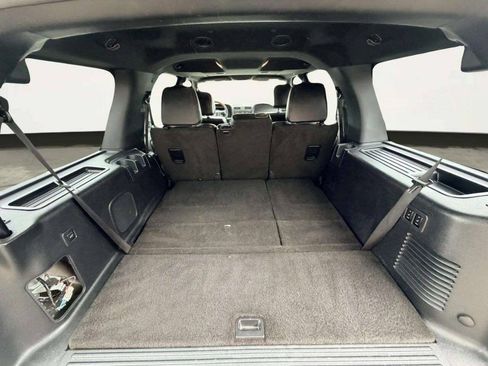 Used 2015 Lincoln Navigator 4WD image 7
