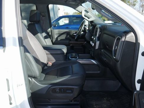 Used 2023 GMC Sierra 3500 SLT w/ SLT Premium Package image 29