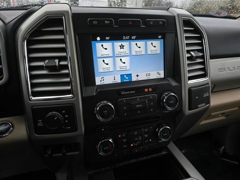 Used 2017 Ford F350 Lariat w/ Lariat Ultimate Package image 29