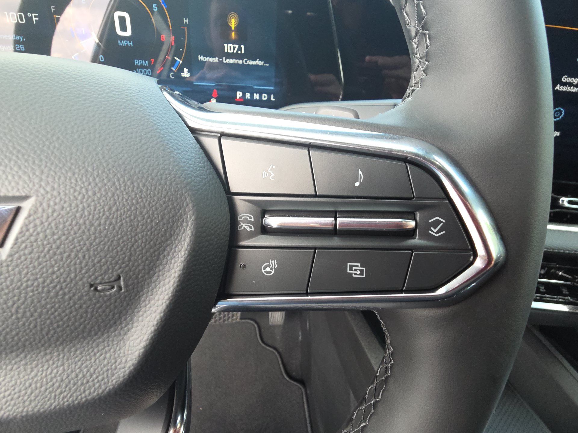New 2027 Chevrolet Equinox LT w/ Convenience Package II FWD image 19