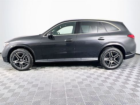 Certified 2025 Mercedes-Benz GLC 300 4MATIC image 3