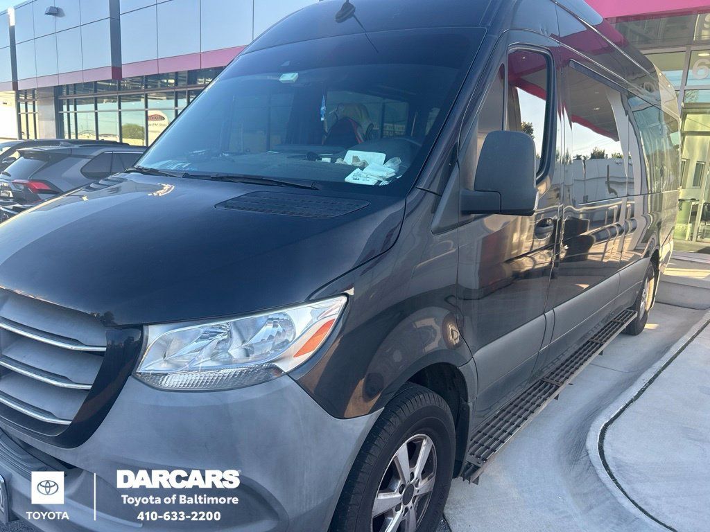 Used 2020 Mercedes-Benz Sprinter 2500 image 1