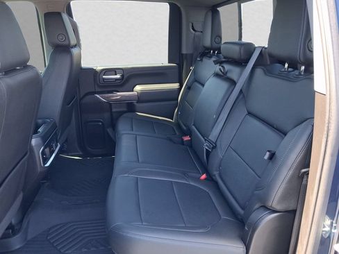 Used 2022 Chevrolet Silverado 2500 LTZ w/ LTZ Plus Package AWD/4WD image 11