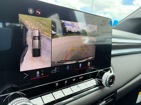 New 2026 GMC Canyon Elevation w/ Convenience Package RWD image 24