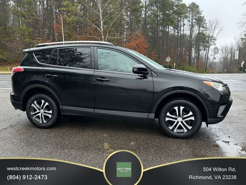 Used 2016 Toyota RAV4 LE image 7