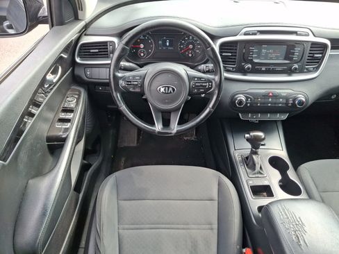 Used 2016 Kia Sorento FWD w/ LX Convenience Package image 11