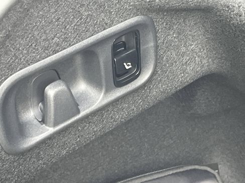 New 2026 Mercedes-Benz C 300 4MATIC Sedan image 10