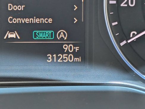 Used 2023 Hyundai Kona SEL FWD image 17