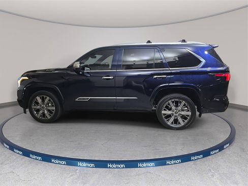 Used 2024 Toyota Sequoia Capstone image 9