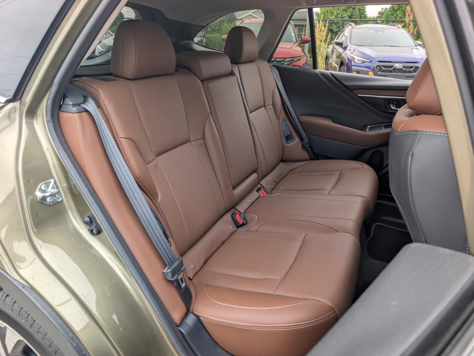 Used 2020 Subaru Outback Touring AWD/4WD image 34