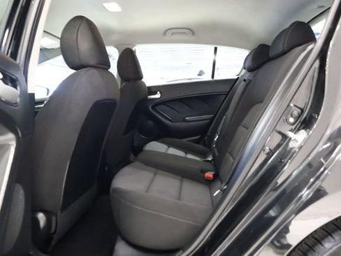 Used 2017 Kia Forte LX image 24