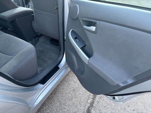 Used 2010 Toyota Prius Two FWD image 22