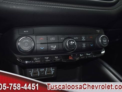 Used 2021 Dodge Durango SXT image 36