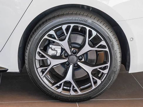 New 2026 Audi A6 Premium Plus AWD/4WD image 11