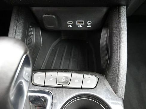 Used 2022 Chevrolet TrailBlazer RS FWD image 43