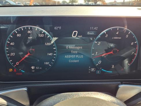 Used 2021 Mercedes-Benz GLB 250 GLB 250 image 14