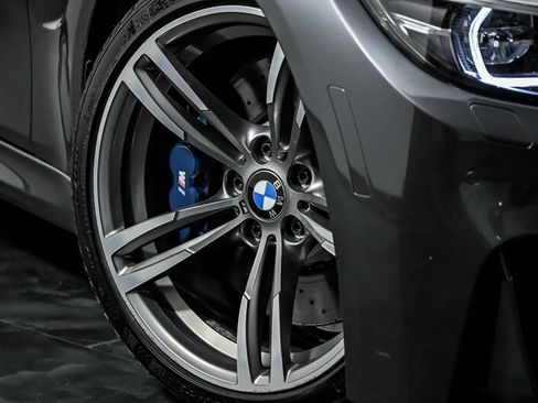 Used 2015 BMW M3 RWD image 3
